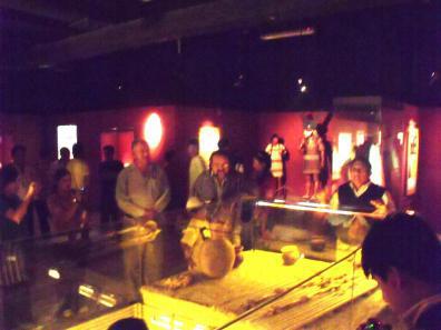 Exhiben osamentas del "Señor Guerrero" de Sipán en museo Huaca Rajada