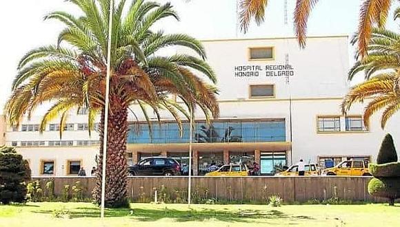 Renunció director de hospital Honorio Delgado