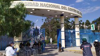 Más de 5 mil postulantes se disputarán 857 vacantes en examen de admisión de la UNCP