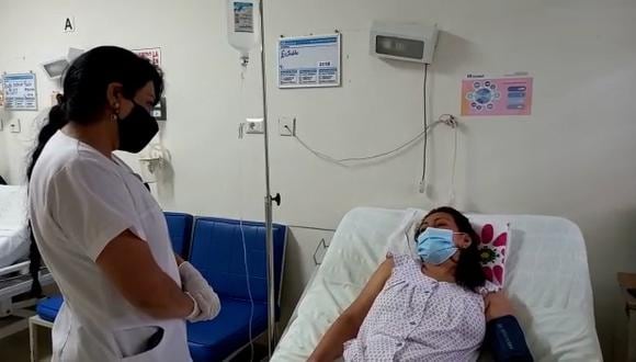 Tarapoto: Enfermera que se sintió mal tras vacunarse solo tuvo una reacción adversa común | VIDEO