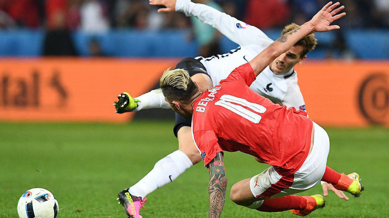 Eurocopa: Francia y Suiza empataron a cero y clasificaron a octavos