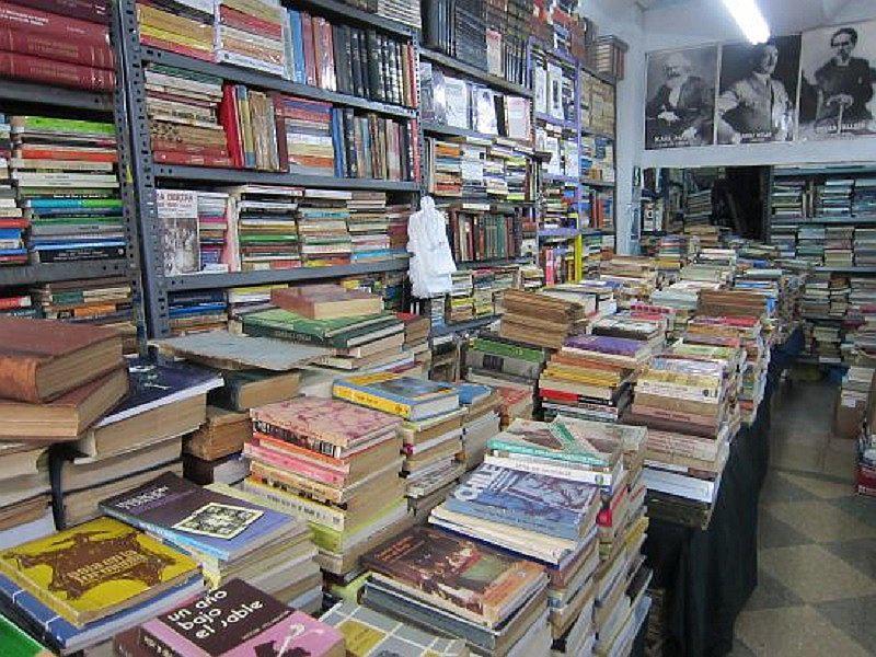 Libreros del jirón Amazonas: “En estos 18 años hemos ido evolucionando ”