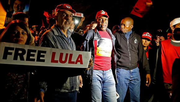 Actor Danny Glover pidió la libertad de Lula da Silva en Curitiba