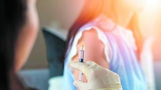 Vacunación contra el VPH: clave para evitar cáncer de cuello uterino