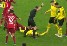 Jugador del Dortmund perdió el conocimiento tras chocar de cabeza con un defensa (VIDEO)