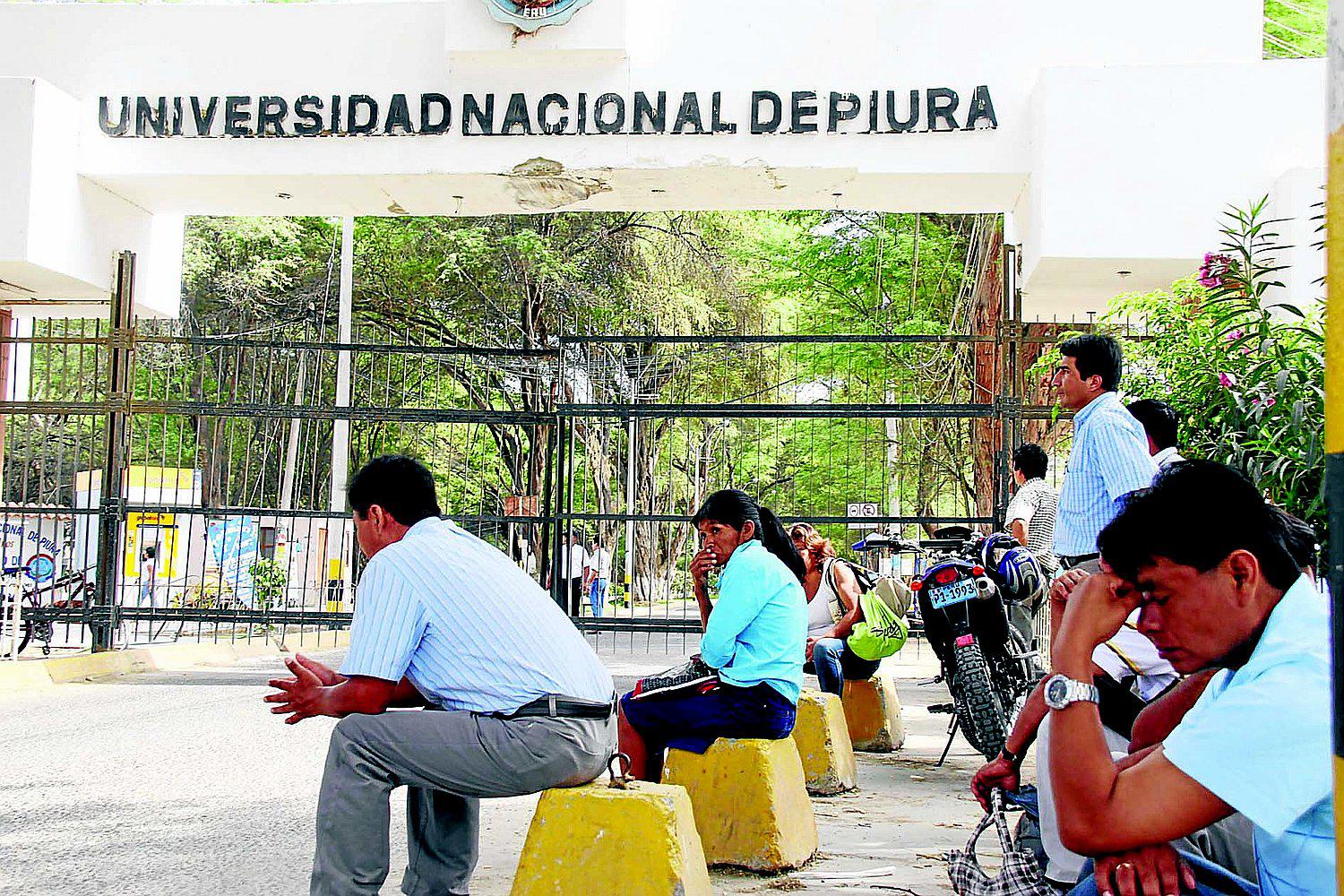 Detienen a profesor por presuntamente cobrar coima a un estudiante