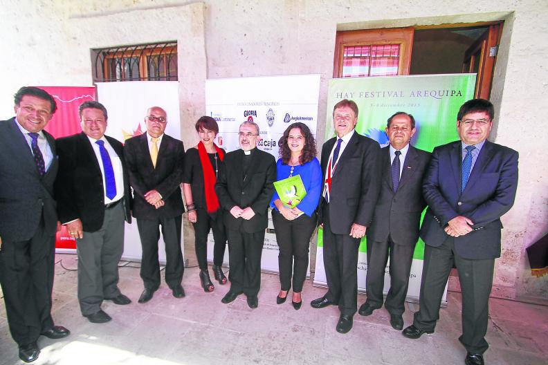 Arequipa celebra la cultura con 100 intelectuales en Hay Festival 2015
