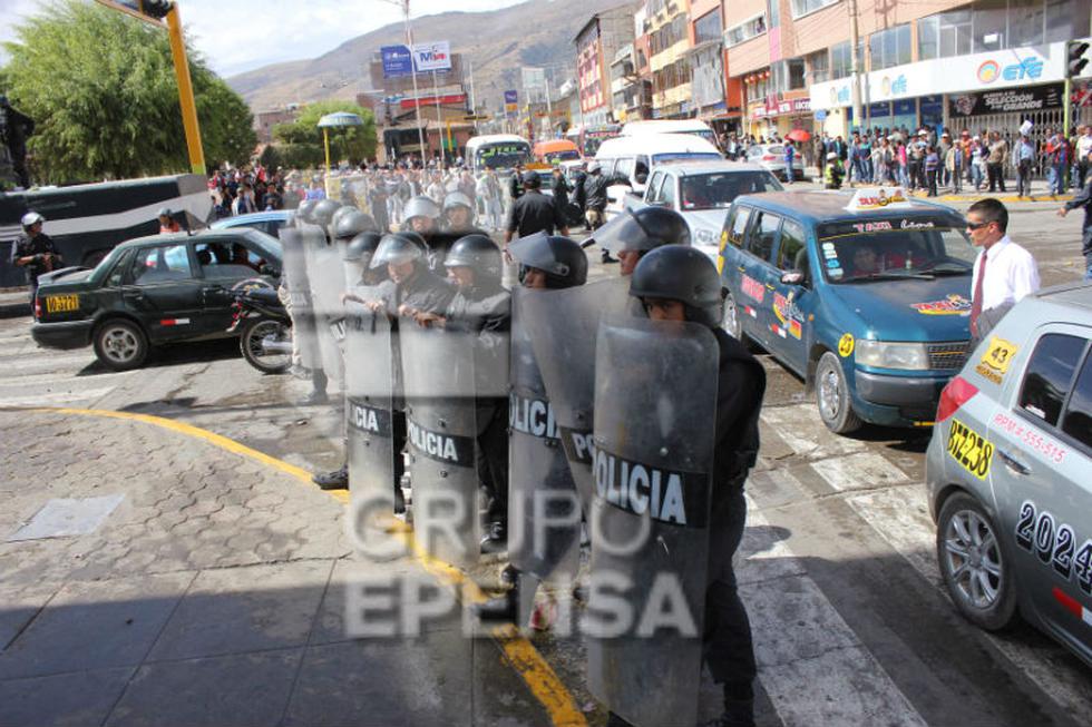 Violencia en protesta contra ley Servir: PNP usa "pinochito" para repeler a protestantes 
