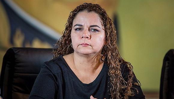 Venezuela: ​Ministra pide prohibir entrada a exMiss Universo y la llama "prostituta"