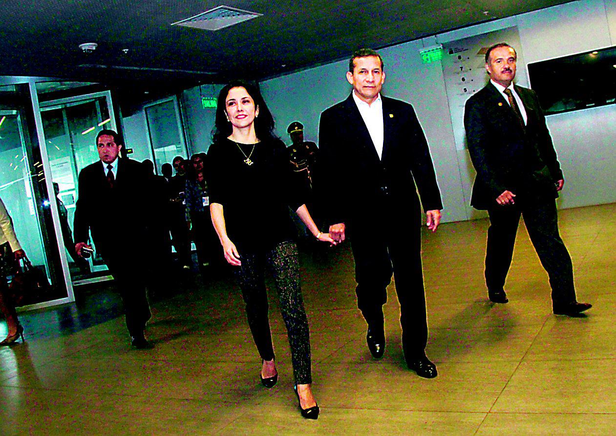 Ollanta Humala acusa “intereses subalternos” por fotos de Nadine Heredia (VIDEO)