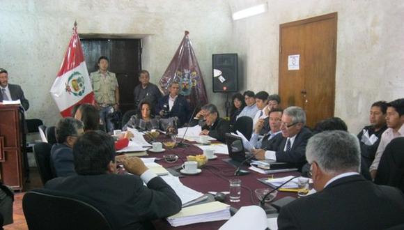 Consejeros del Perú buscan modificar ley