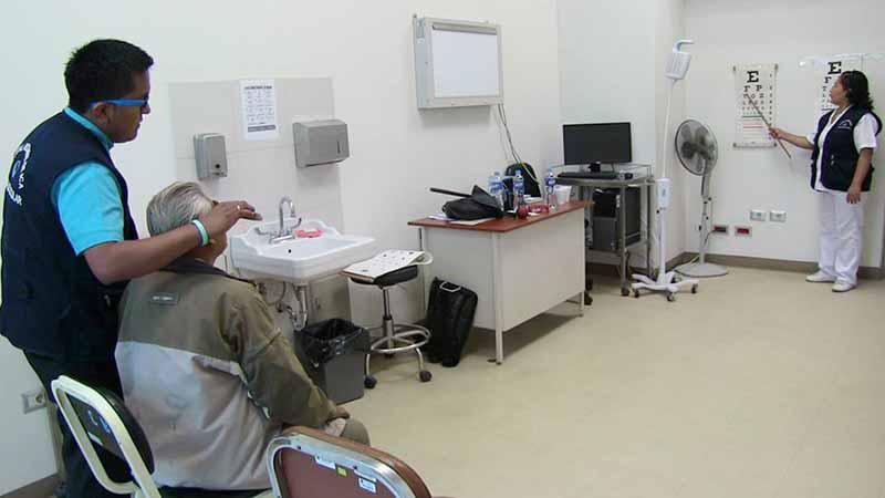 Segunda campaña gratuita de operaciones de cataratas