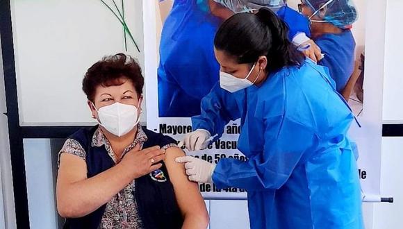 Giovanna Valdivia, coordinadora regional de inmunizaciones de la  Geresa Arequipa, declara para Correo. (Foto: Difusión)