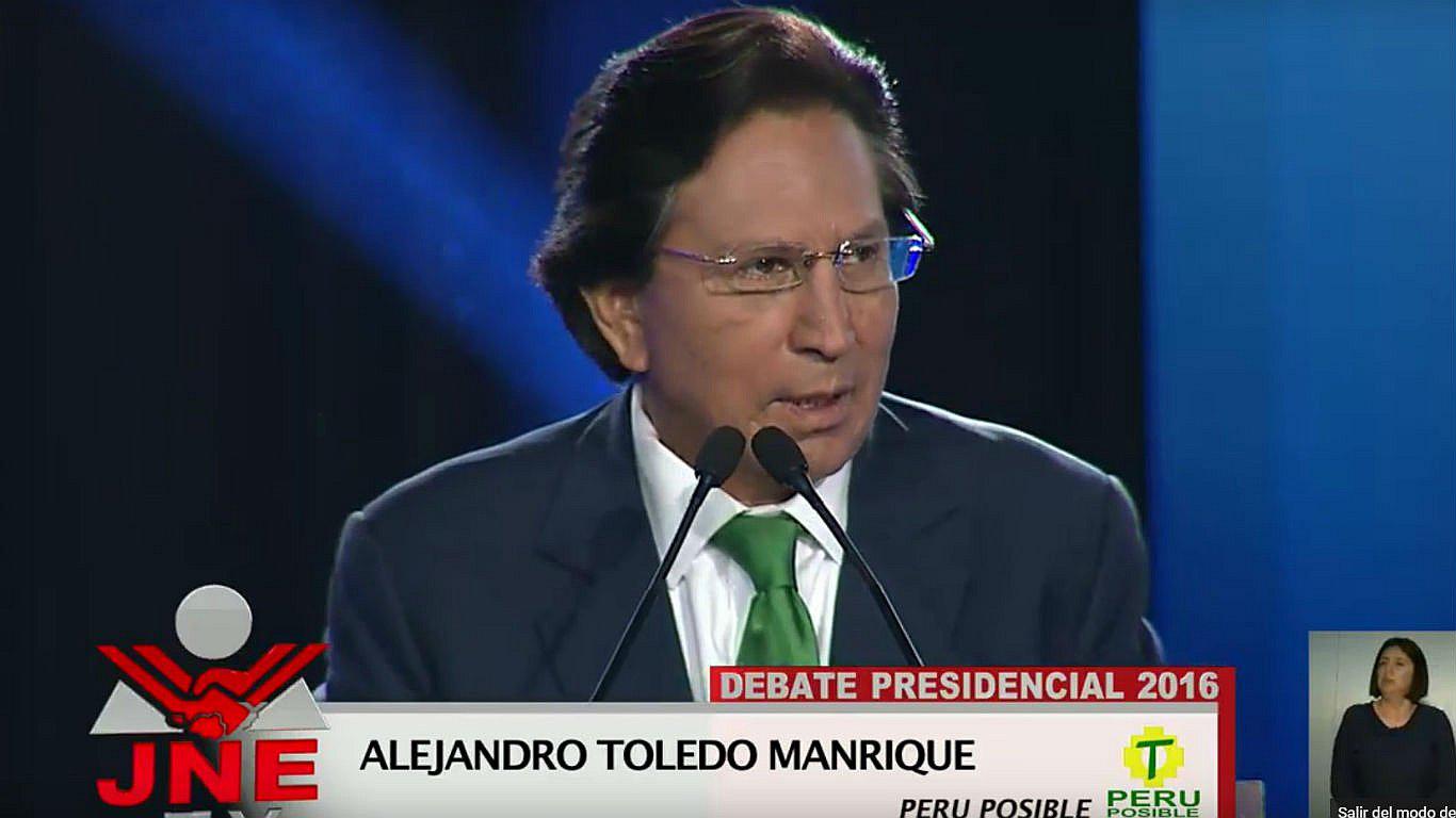 Alejandro Toledo: "Pido a Dios que Perú no caiga en manos oscuras"