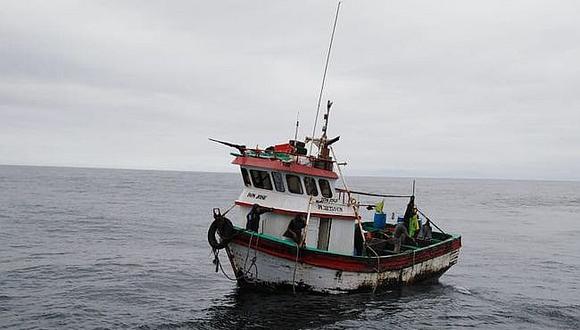 Encuentran embarcación de Pisco que estaba perdida durante una semana (VIDEO)