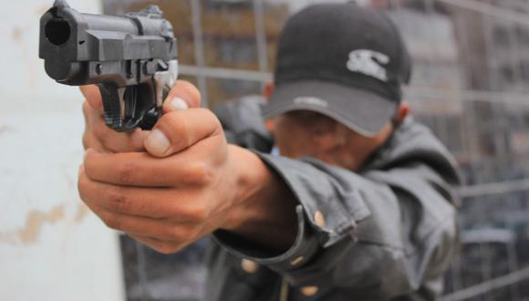 Trujillo: Ladrones disparan a vehículo