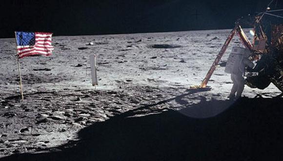 NASA lamenta partida de Neil Armstrong y lo califica como héroe