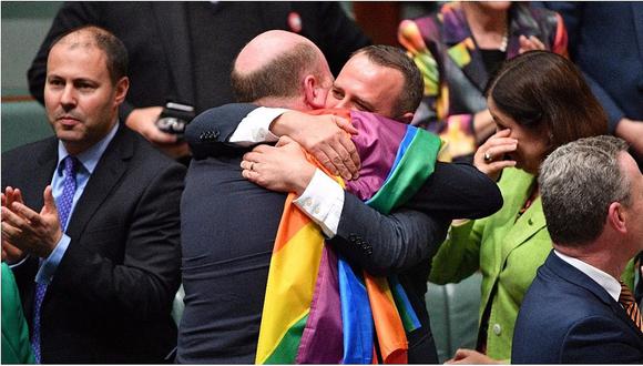Australia: Parlamento aprueba el matrimonio homosexual (VIDEO)