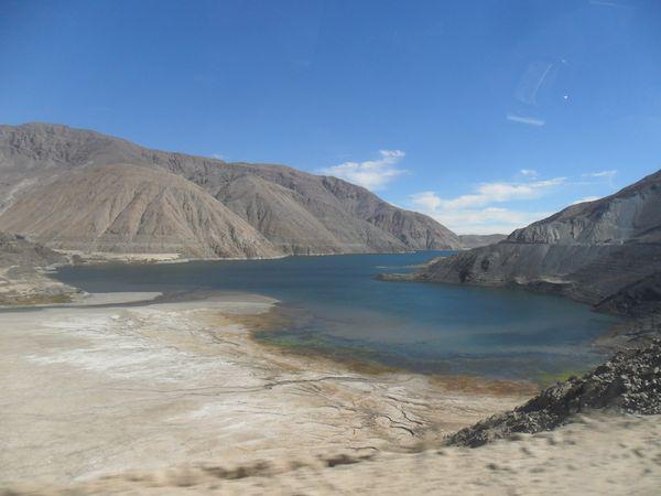 Laguna de Aricota redujo seis metros de su altura
