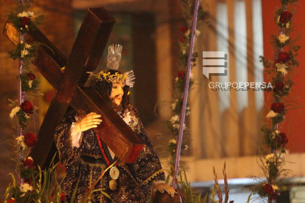 FOTOS: Emotivo encuentro de Jesús Nazareno  y la Virgen Dolorosa