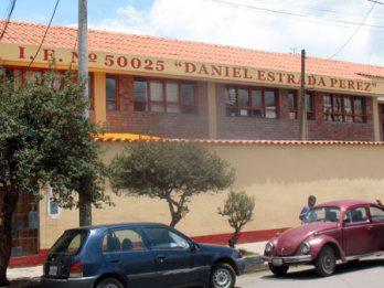 Denuncia a directora de I.E. Daniel Estrada