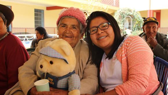 Campaña navideña 'El peluche de mi ex' busca llevar un regalo a los niños más pobres