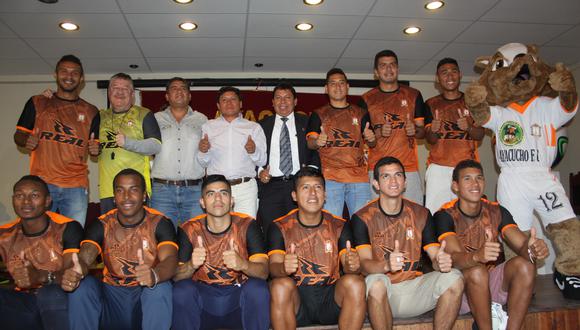 Ayacucho FC presentó oficialmente a sus diez nuevos refuerzos