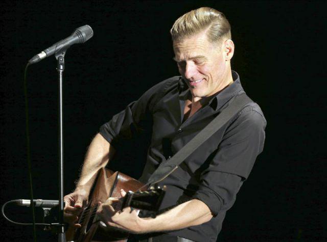 Bryan Adams lanza nuevo disco 'Track of my years'