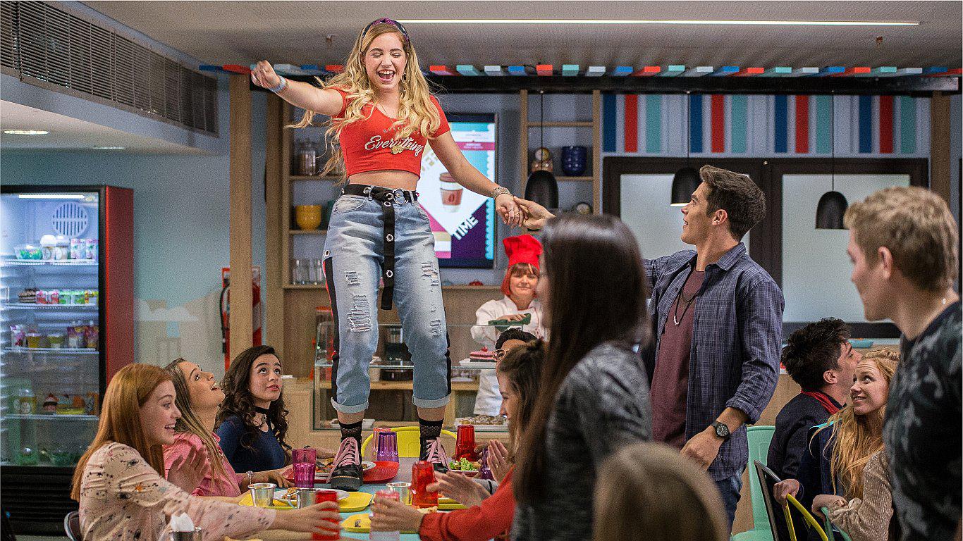 Pilar Pascual: "Queremos demostrar con esta serie que los sueños se cumplen"