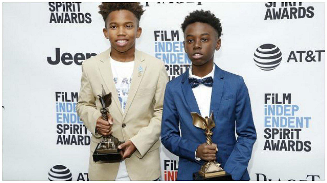 Moonlight: Niños actores fueron recibidos como héroes al regresar a su escuela [FOTOS]