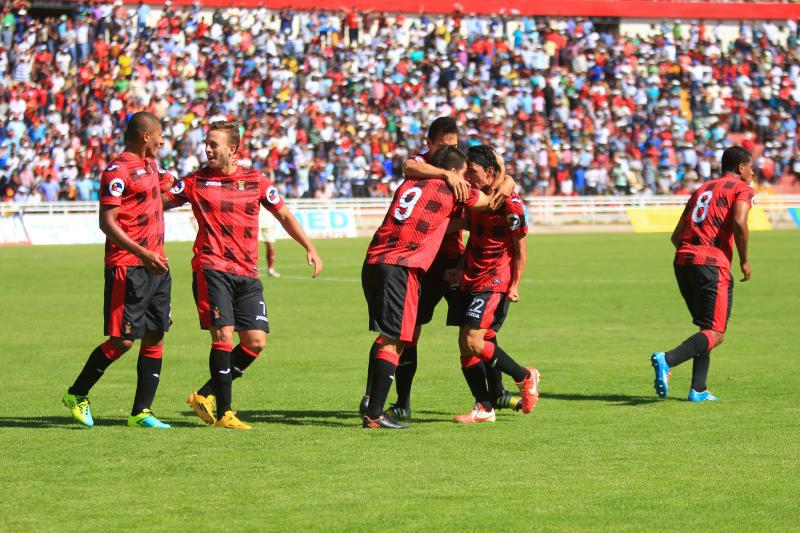 FBC Melgar empata y sigue puntero en el Torneo Apertura