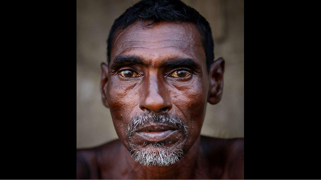 Facebook: Hombre limpiaba alcantarillas para que sus hijas fueran a la Universidad