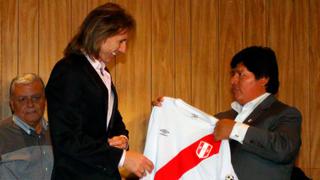 Perú clasificó a Rusia 2018 con Edwin Oviedo: ¿Qué fue de la vida del expresidente de la FPF?