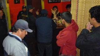 Abancay: hallan a 13 menores bebiendo en cantina sin licencia