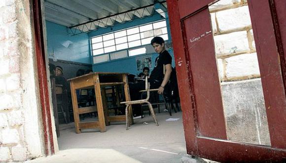 Piura: Institución Educativa a punto de derrumbarse en Salitral 