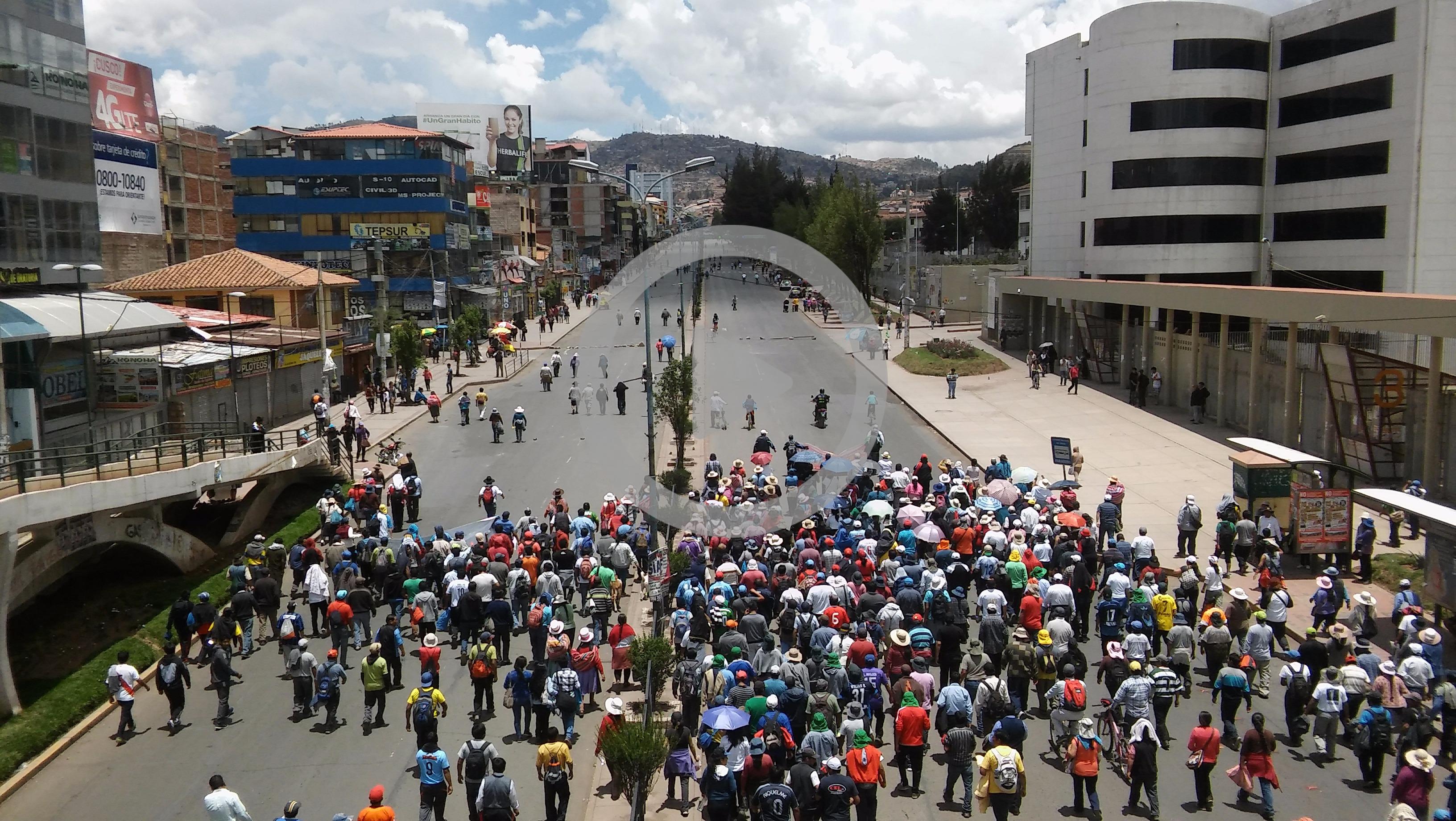 Paro Cusco: Miles de manifestantes se dirigen hasta la plaza de armas para mitin (Vídeo)