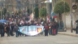 En el cuarto día, realizan protestas pacíficas en Huancavelica