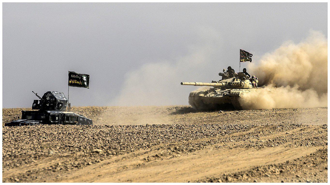 Estado Islámico: La coalición decide atacar la siria Al Raqa y estrecha su cerco a Mosul