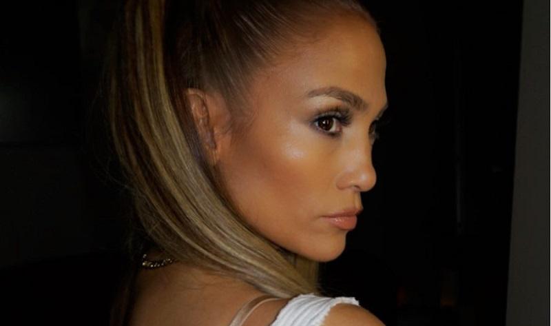Jlo (Foto: Instagram)