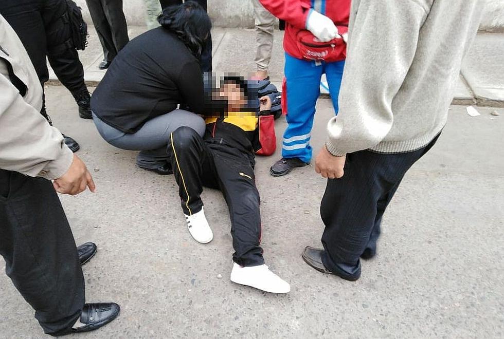 Menor es atropellado por radiotaxi cuando se dirigía a su institución educativa