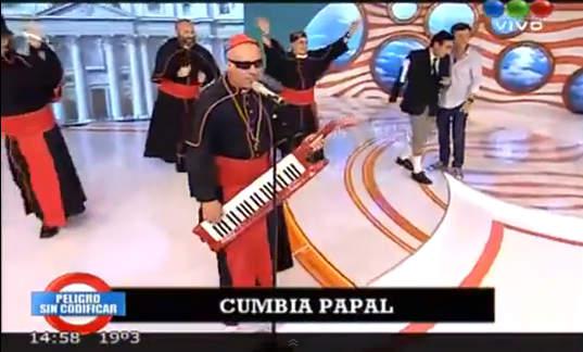 Argentinos crean "la cumbia papal" y hacen mofa de Brasil (VIDEO)