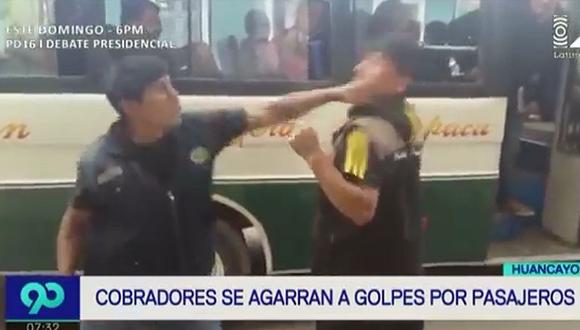 Huancayo: Cobradores de cúster se disputan a golpes a pasajero (VIDEO)