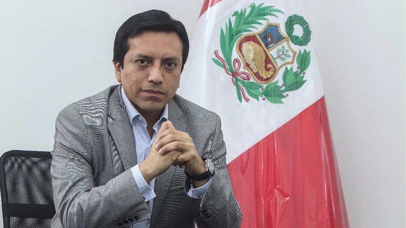 Gilbert Violeta: “El fujimorismo abusa de su derecho a la fiscalización”