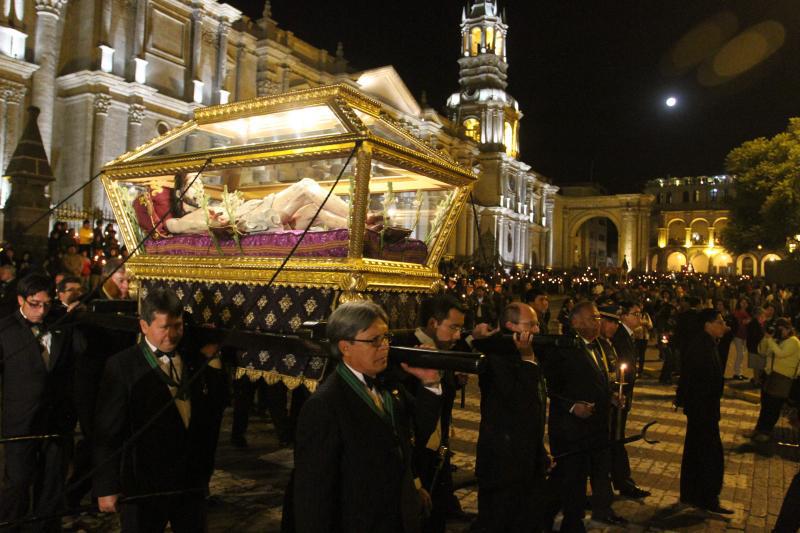Conservar las tradiciones de Semana Santa contribuye al turismo en Arequipa