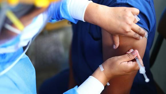 Jornadas de vacunación contra el coronavirus continúa en varias partes del país (Foto: GEC)