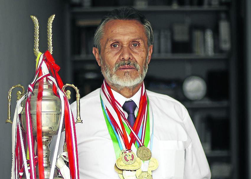 Jorge Carpio Valencia: “El deporte ayuda a todos los profesionales”