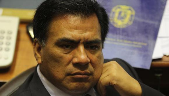 Piden la renuncia del ministro de Justicia y el jefe del Inpe por salida de Antauro Humala