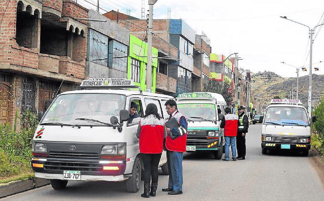 Tres adolescentes escapan de hogar para menores Puno