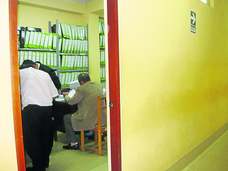 Anticorrupción interviene municipio de Huánuco