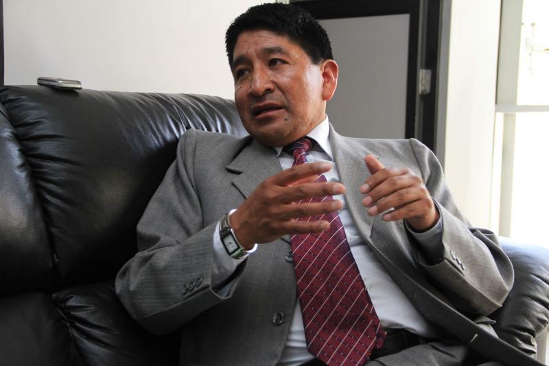 ENTREVISTA: "Los cínicos no deben ser periodistas"